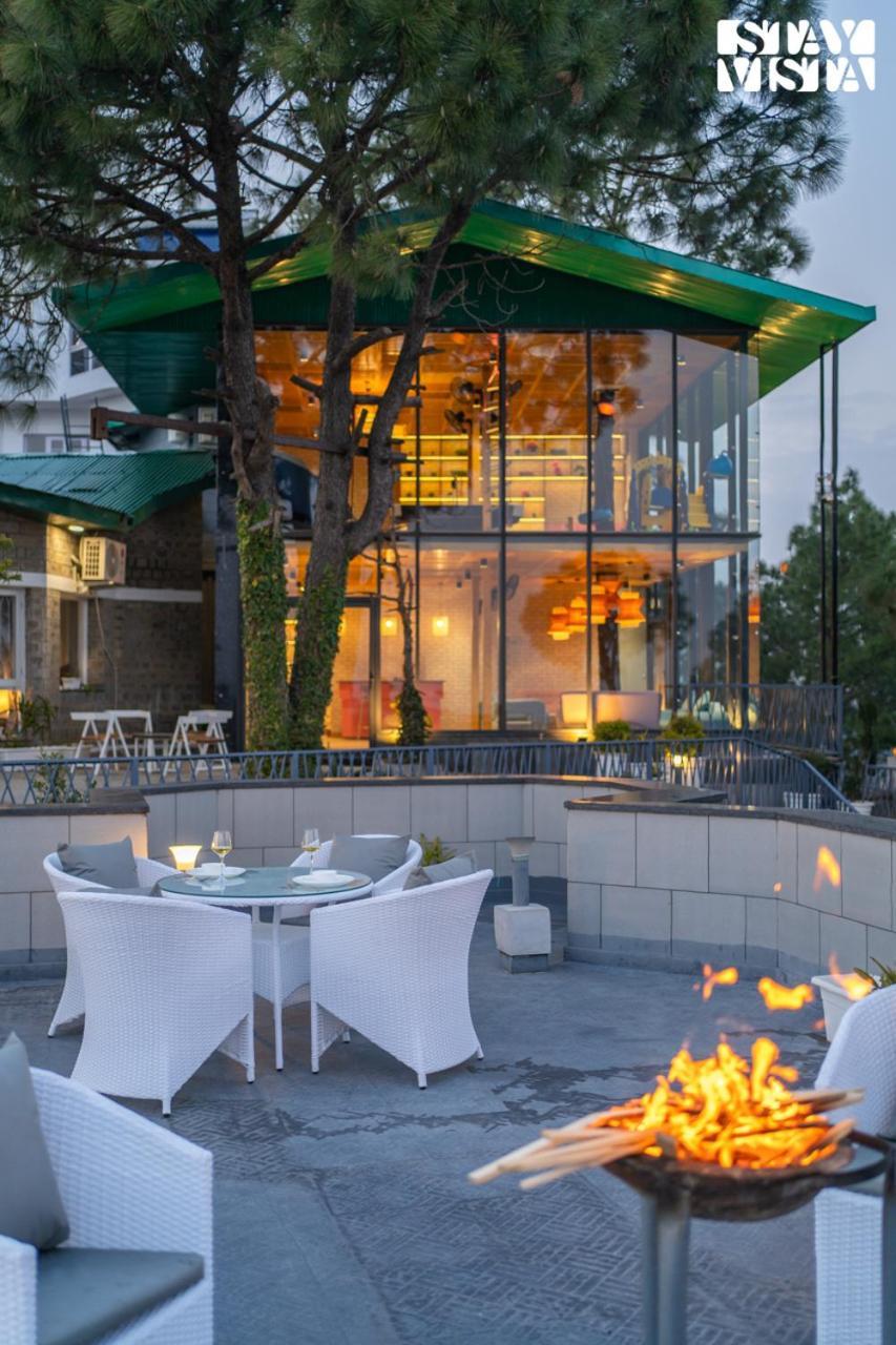 Stayvista At Serene With Outdoor Bonfire Barog Exterior photo