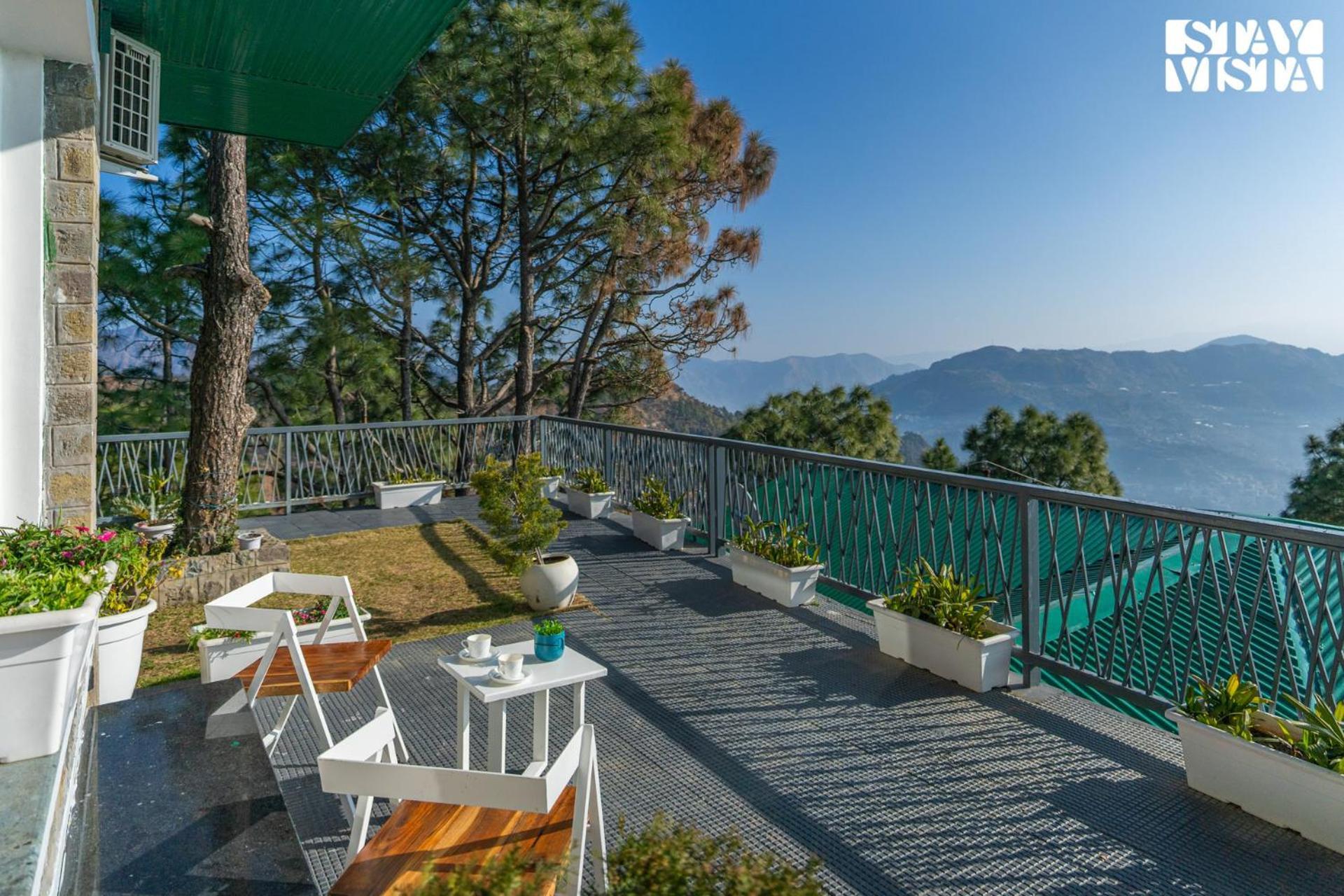 Stayvista At Serene With Outdoor Bonfire Barog Exterior photo